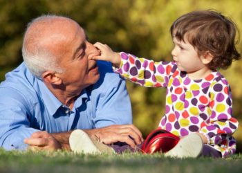 Dünya nüfusu yaşlanıyor; 2050 tahminleri açıklandı