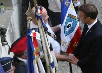 Fransa’da özerklik sorunu: ‘Biz de istiyoruz’
