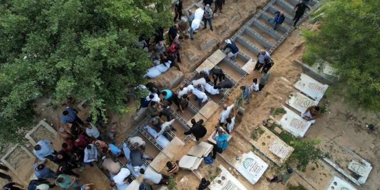 İspanyol Bakan: İsrail ile diplomatik ilişkiler askıya alınsın