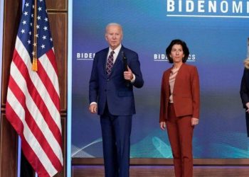 Biden salonu terk etti: ‘Acil gitmem gerekiyor’