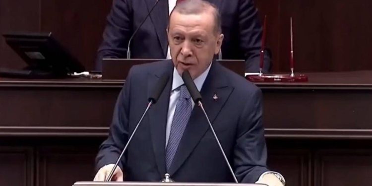 Erdoğan: Hamas terörist değil, mücahitler grubudur