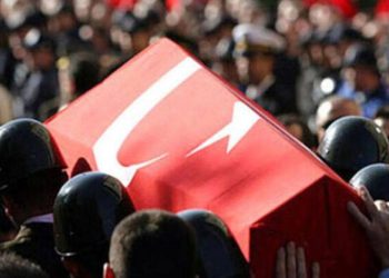 Pençe Kilit bölgesinde 1 asker şehit oldu