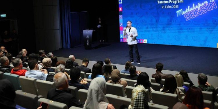 Radyo Başakşehir yeni yayın dönemine merhaba dedi