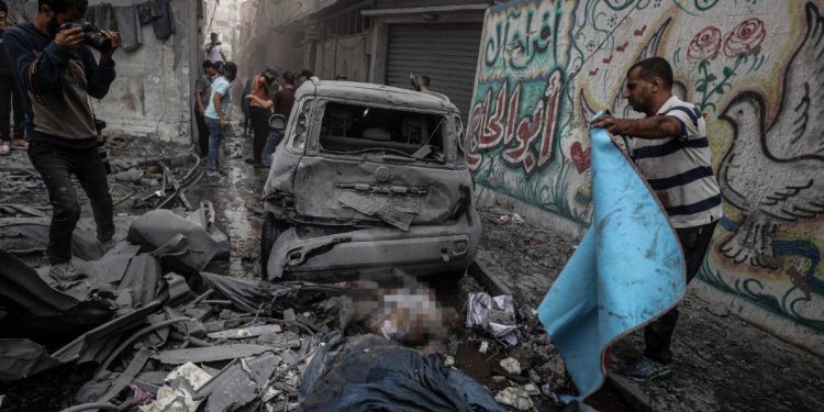 Soykırımcı İsrail: Sivilleri hedef almıyoruz